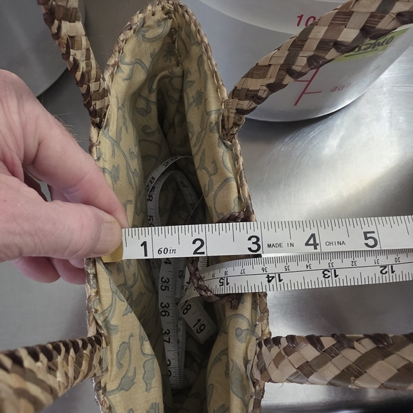 Women’s Straw Purse - Picture 10 of 10